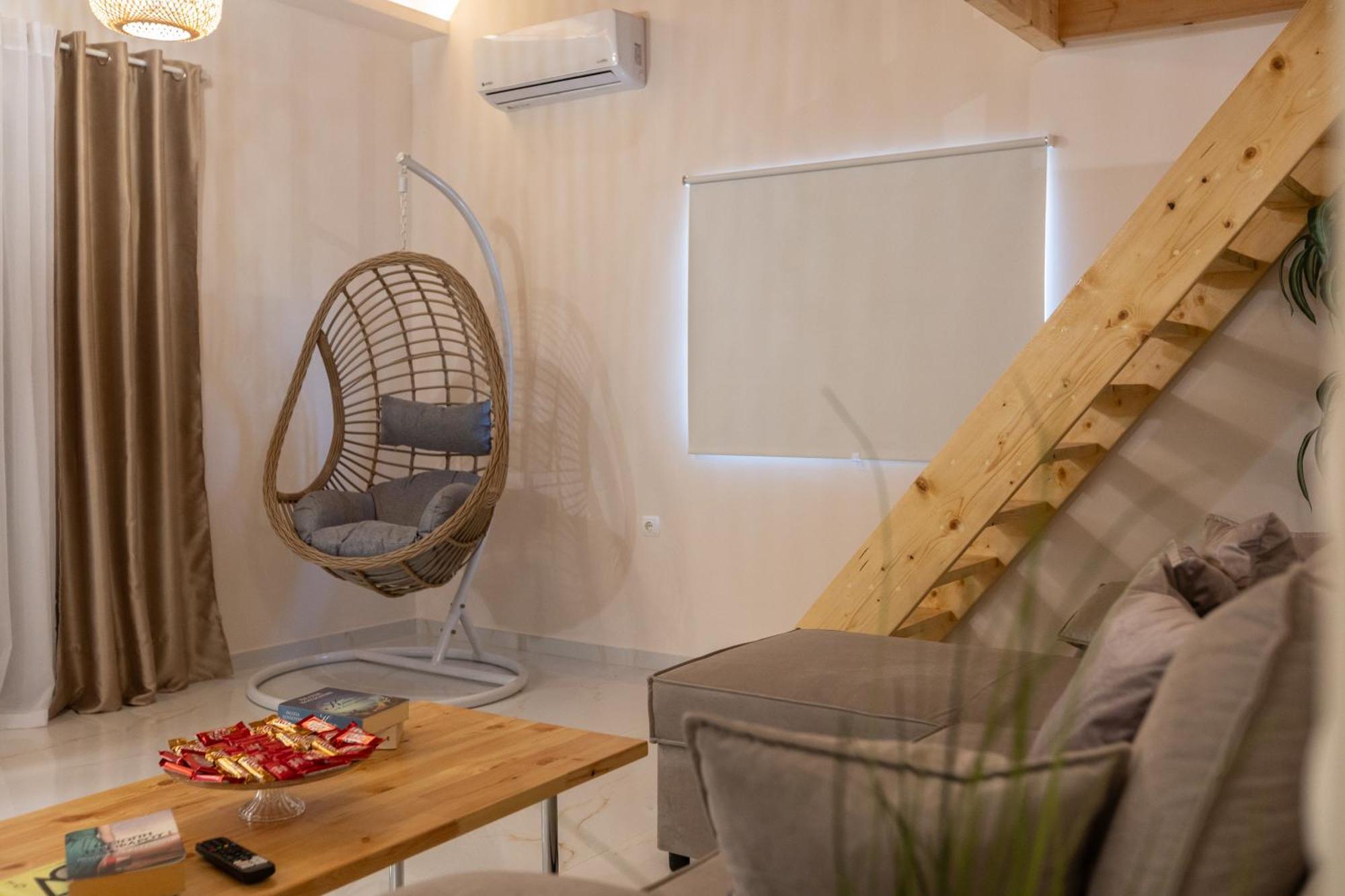 Relaxing Pool House In Lagonisi 1