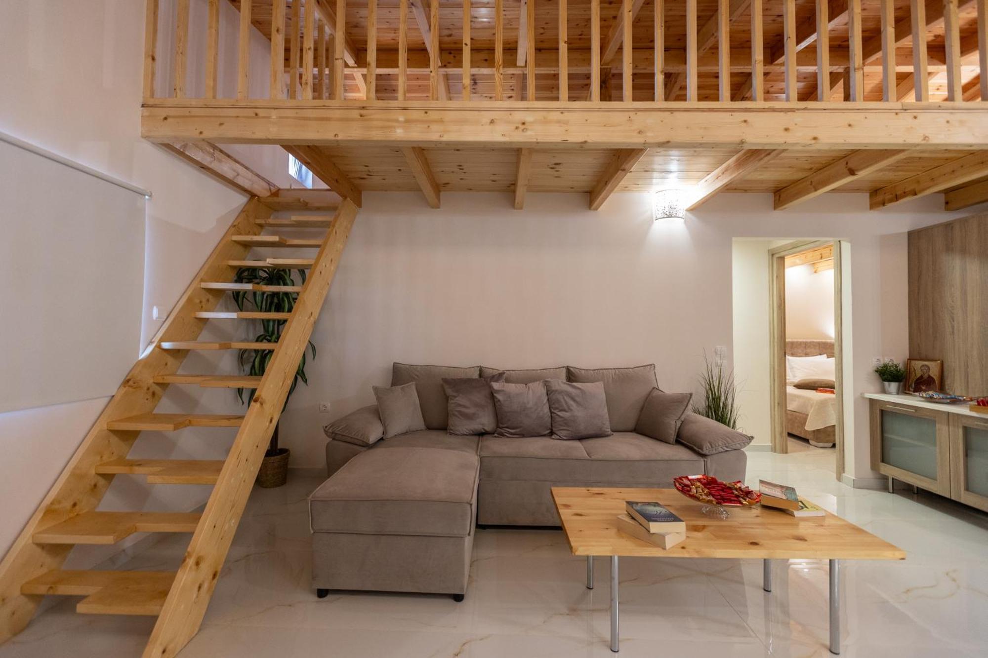 Relaxing Pool House In Lagonisi 1 Holiday home Kalivia Thorikou
